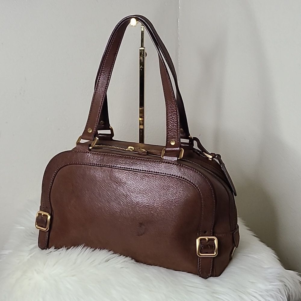 💯 Authentic Prada Handbag 🍀
